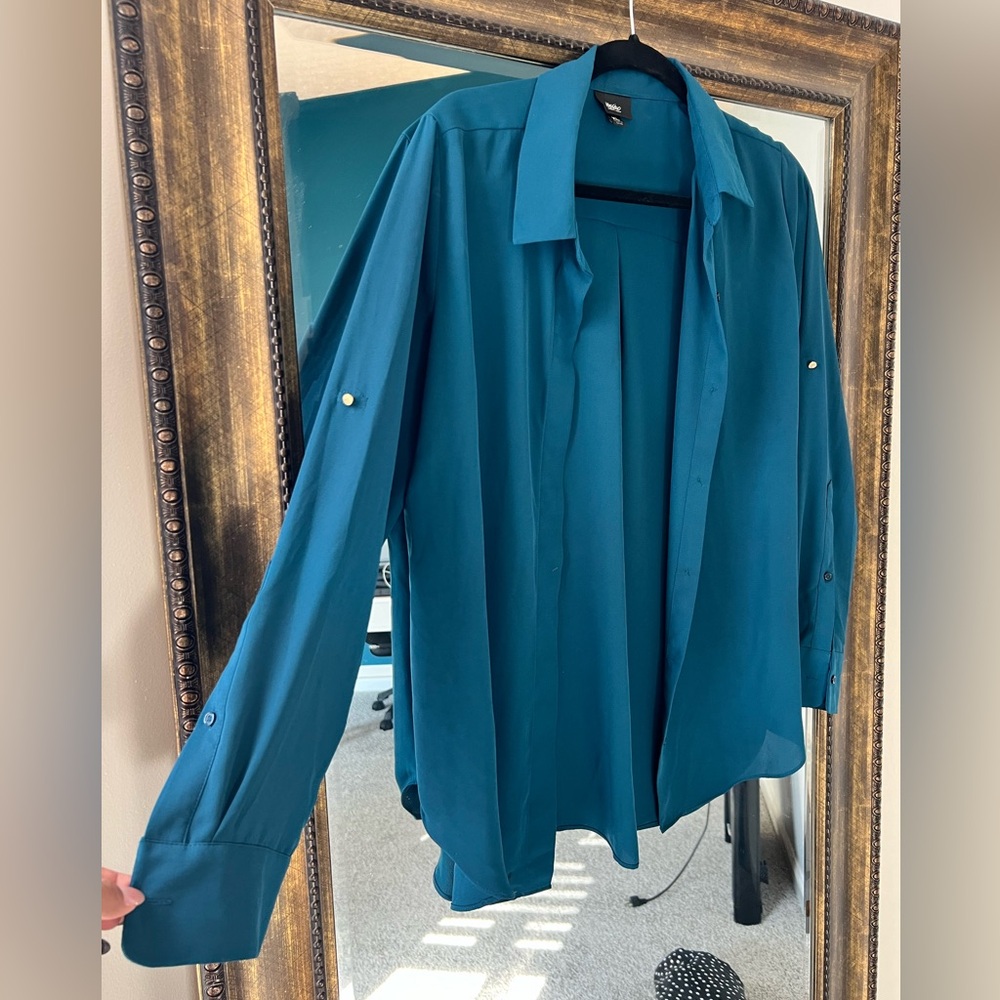 Blue button down shirt XL